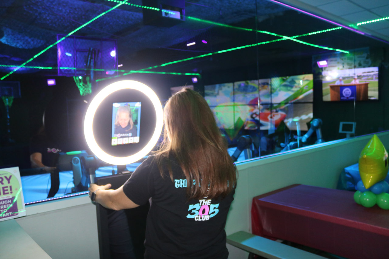 Ring light selfie photo booth at All Star Party World