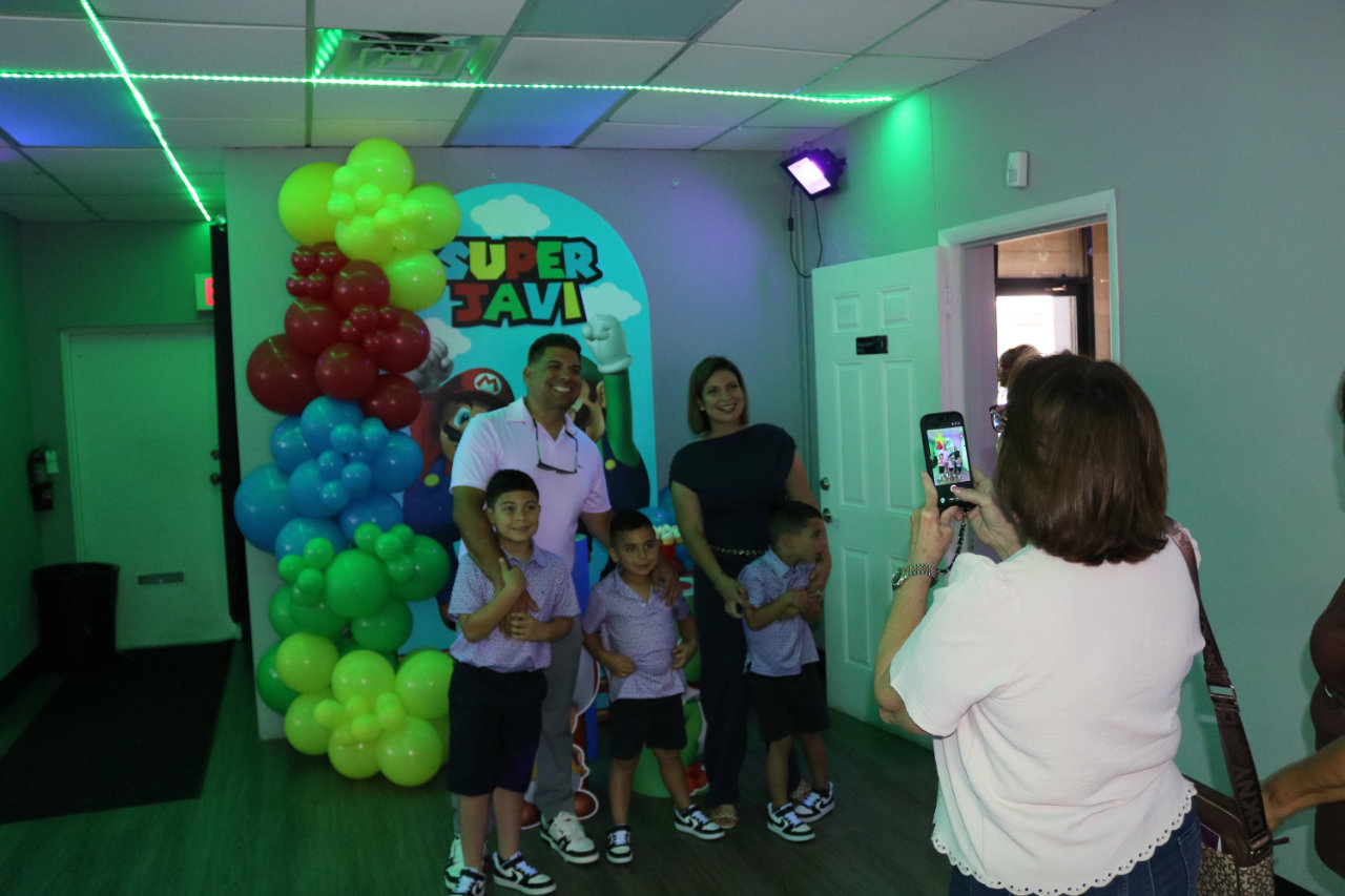 Super Saver party photo backdrop at All Star Party World