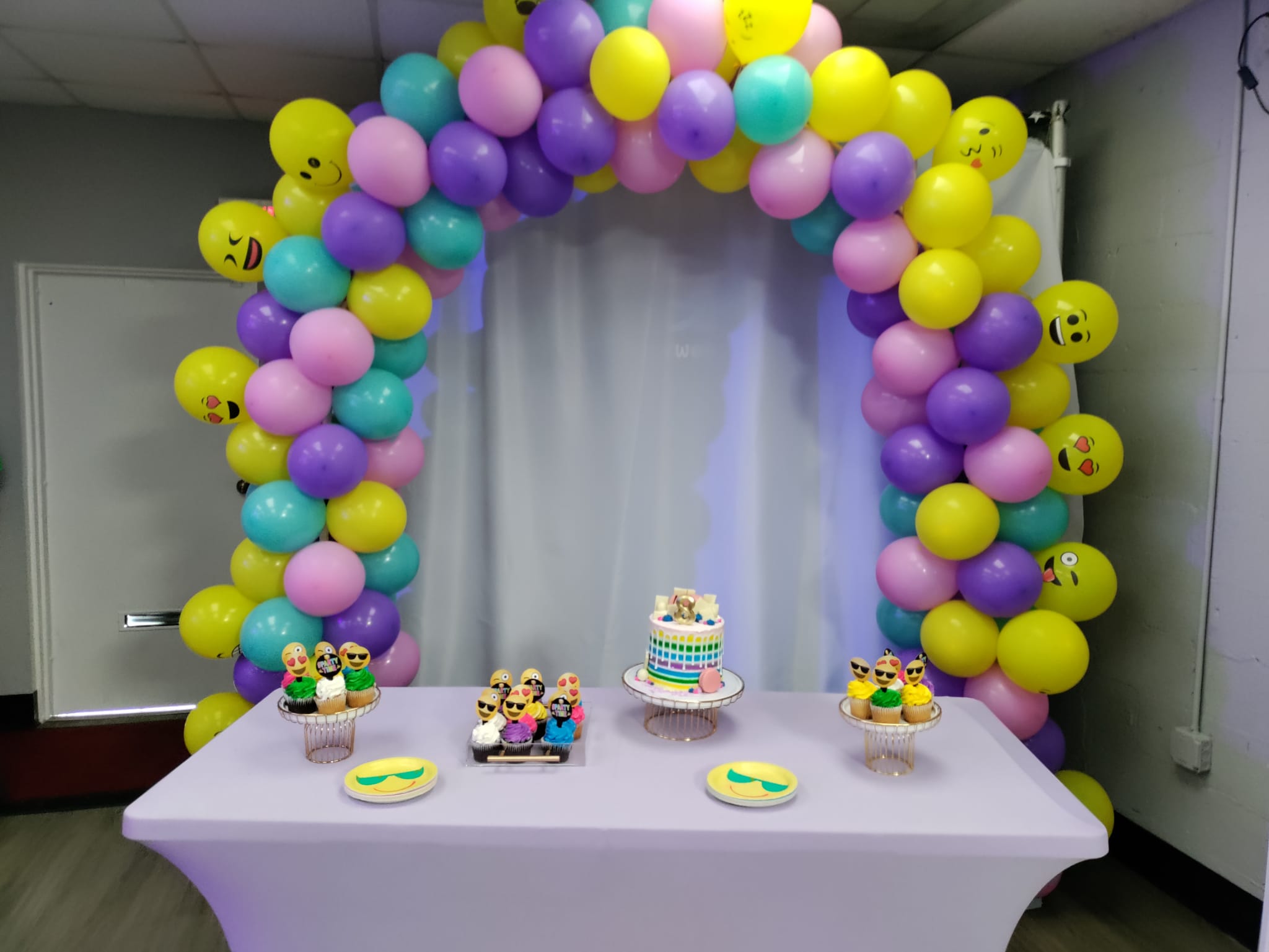 Emoji Arch